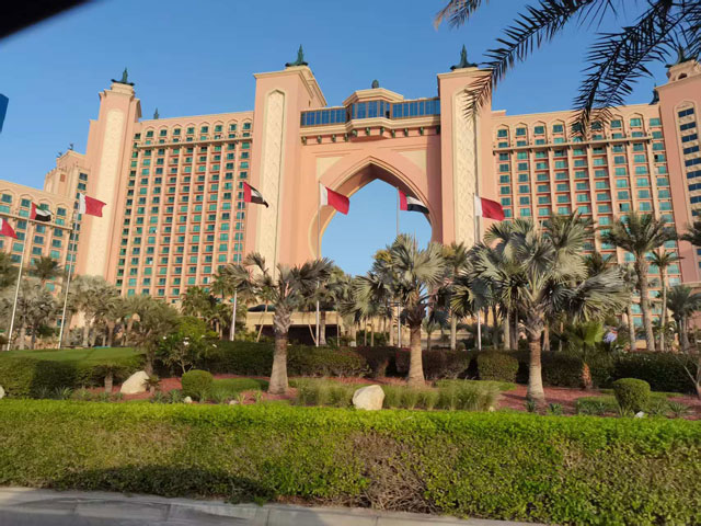 阿布扎比公司注冊(cè)代理甄選指南：避開陷阱，選對(duì)伙伴